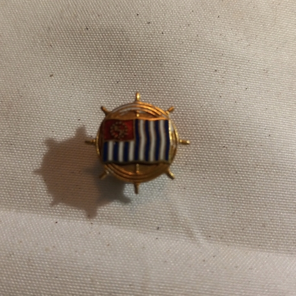 U.S. coast guard power squadron ensign lapel pin - Picture 1 of 3
